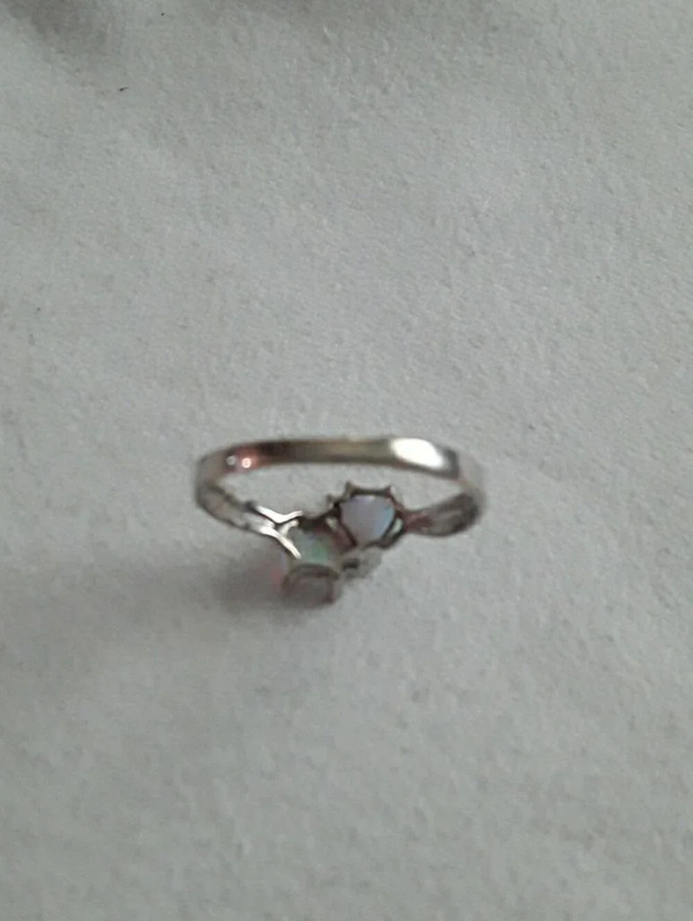 10k white gold double heart opal ring